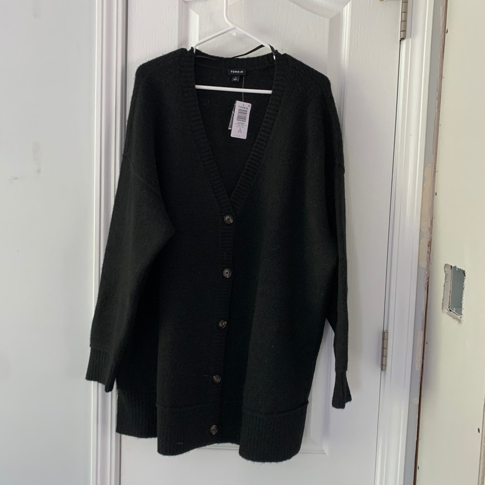 Torrid Vegan Cashmere V-Neck Cardigan Deep Black Plus Size 1X 14-16 44490607